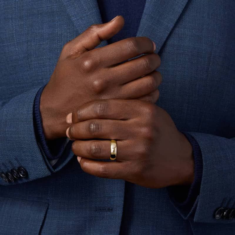 Mid-weight Comfort Fit Wedding Ring in 14k Yellow Gold (6mm)