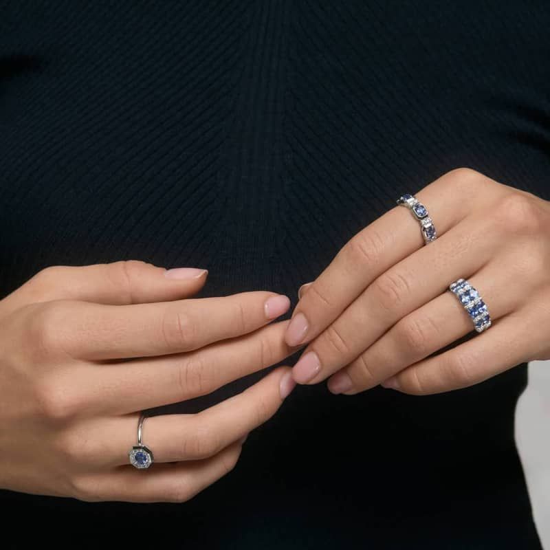 East-West Double Row Oval Cut Blue Sapphire and Pavé Diamond Ring In 14K White Gold (7.55mm)